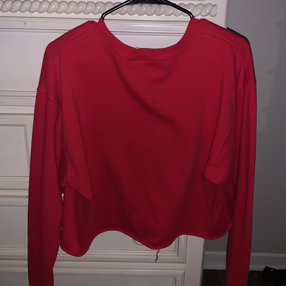 Disney XL Red Long Sleeve Cropped Shirt - Picture 2 of 2